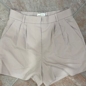 Abercrombie & Fitch High Waist Cream Shorts